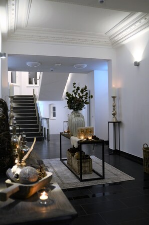 Interior - Schloss Hohendorf (Gross Mohrdorf)