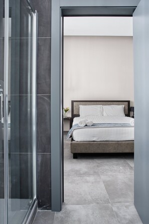 Standard Studio | Desk, laptop workspace, free WiFi - JOIVY Spadari (Milan)