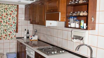 Bungalow, 2 Bedrooms, Balcony, Ocean View | Private kitchen