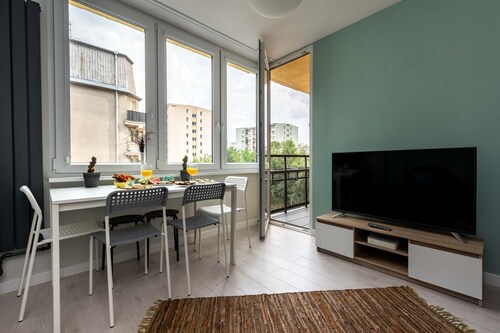 Warsaw Concierge Silver Apartment