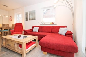 Apartment, 1 Bedroom (Gretelsiel) | Living room | Flat-screen TV, DVD player