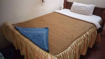 Enkeltrom | Skrivebord og wi-fi (inkludert)