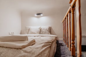 Apartamento, 2 quartos | 2 quartos, Wi-Fi de cortesia, roupa de cama