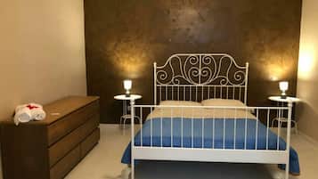 1 bedroom, travel crib, free WiFi, bed sheets