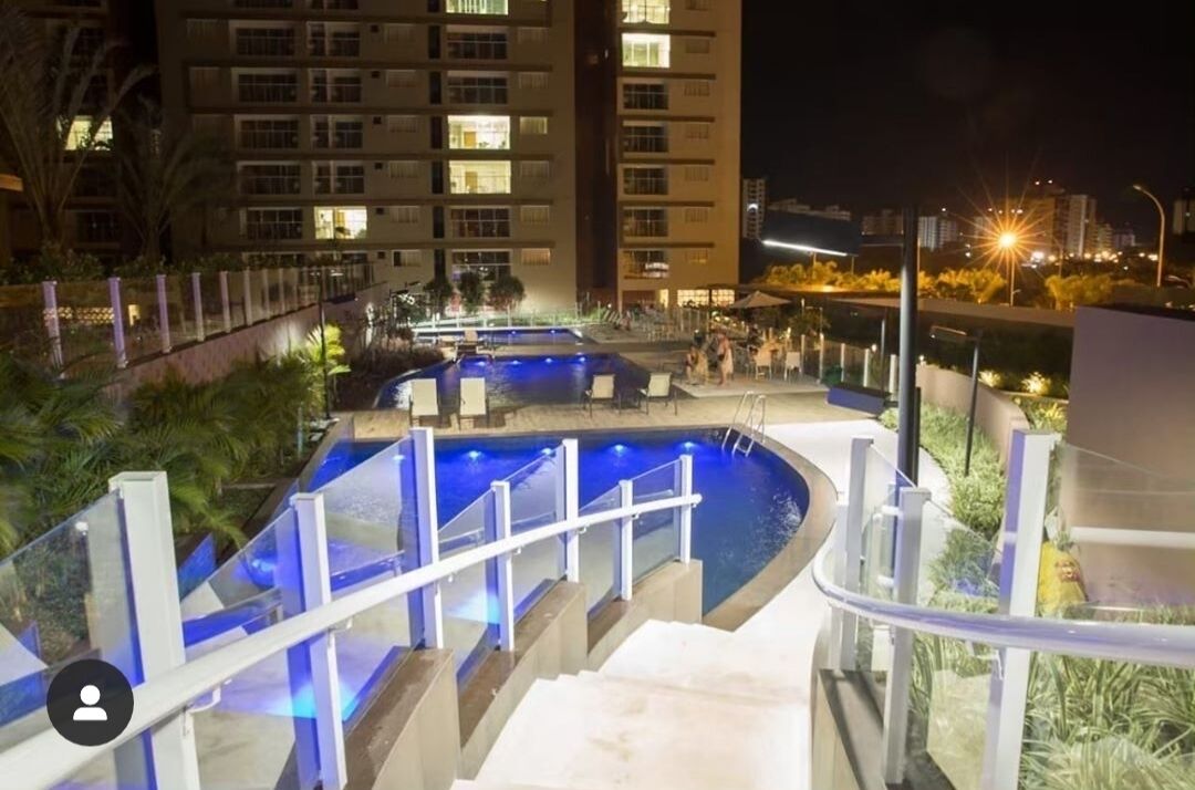 Et oppvarmet basseng