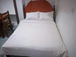 Double Room | Desk, blackout drapes, free WiFi, bed sheets - Royal Prince 2 Hotel (Meru)