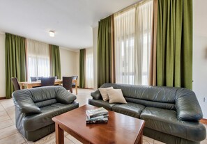Villa, 3 Bedrooms (Hibiscus) | Living area - B Holiday Villas Mellieha (Mellieha)