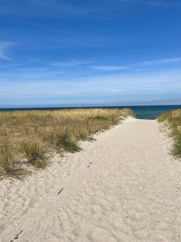 In Strandnähe, Liegestühle