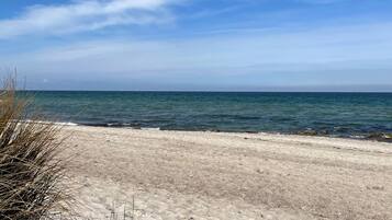 Beach nearby, sun-loungers