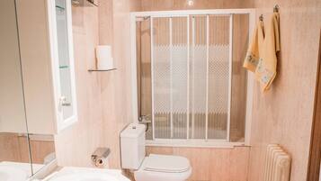 Free toiletries, hair dryer, towels