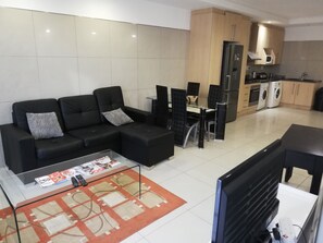 Interior - Luxury, comfortable and secure home away from home for the best JHB experience (Sandton)