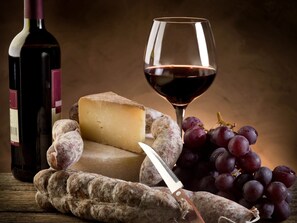 Alimentos y bebidas
