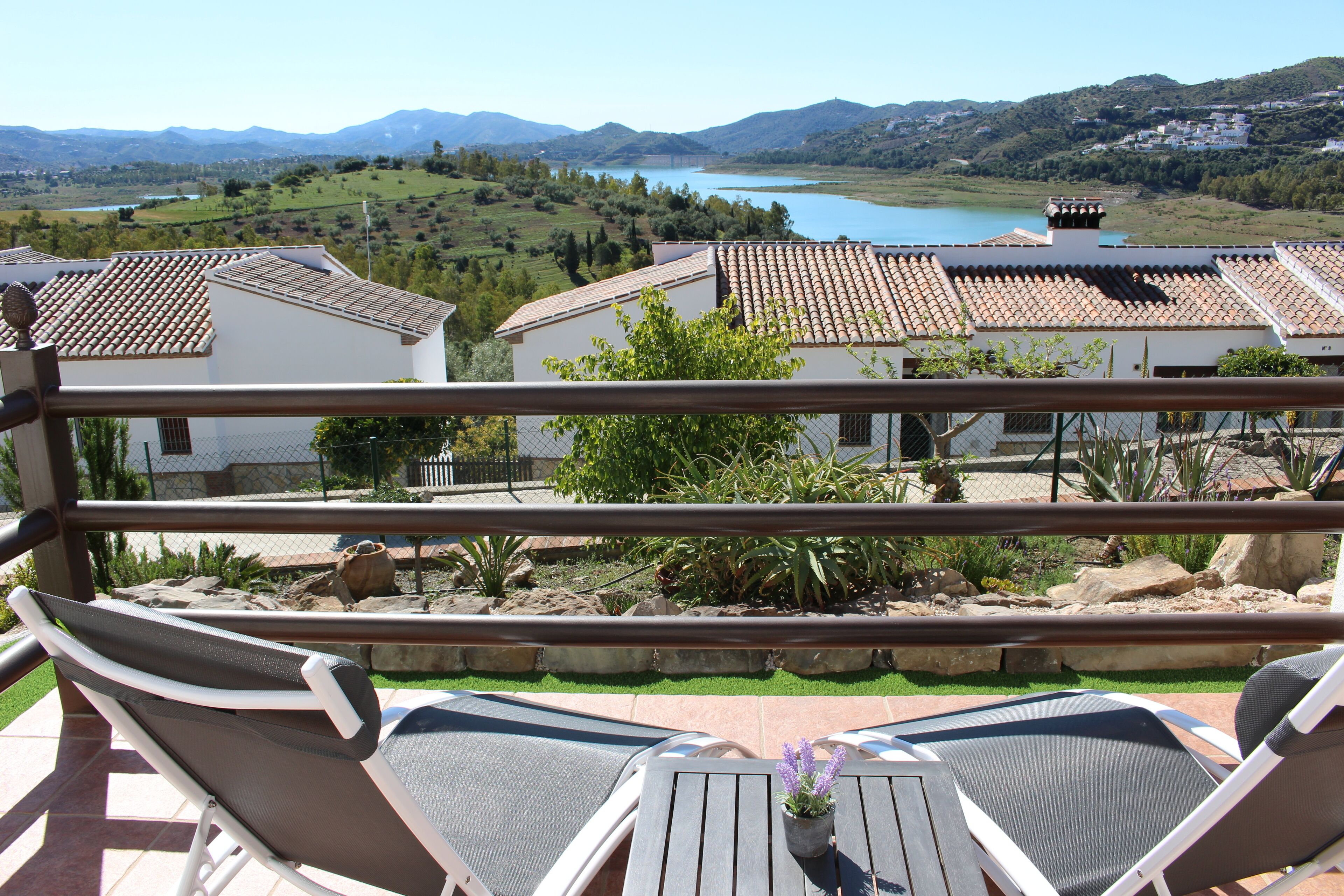 Casa, 2 dormitoris, fumadors, balcó | Exterior