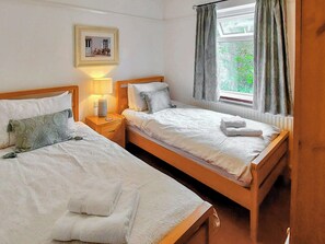 5 soverom, wi-fi (inkludert) og sengetøy