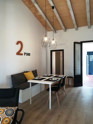Dining - House 2 Pins, House 300m From the Beach of Porto Cristo (Manacor)