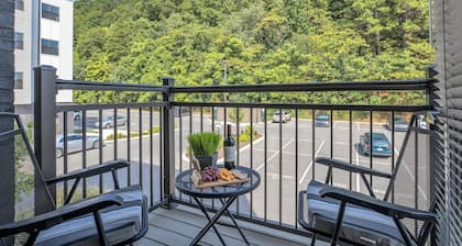 NEWCondo2BR/2BA,pool