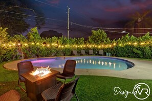 Pool - 4BR retreat w/ heated pool, backyard & BBQ grill (Dania Beach)