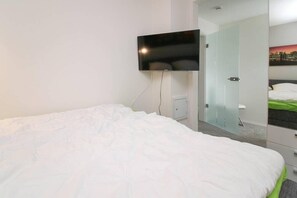 Apartment | Free WiFi, bed sheets - Rote & Grüne Mühle (Krummhoern)