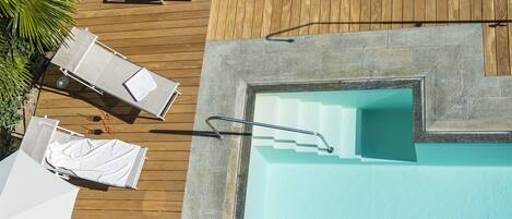 Piscina stagionale all'aperto