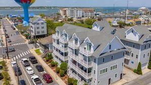 Exterior - Walk to BeachBoardwalk, GameRoom, Bikes, BeachGear (Ocean City)