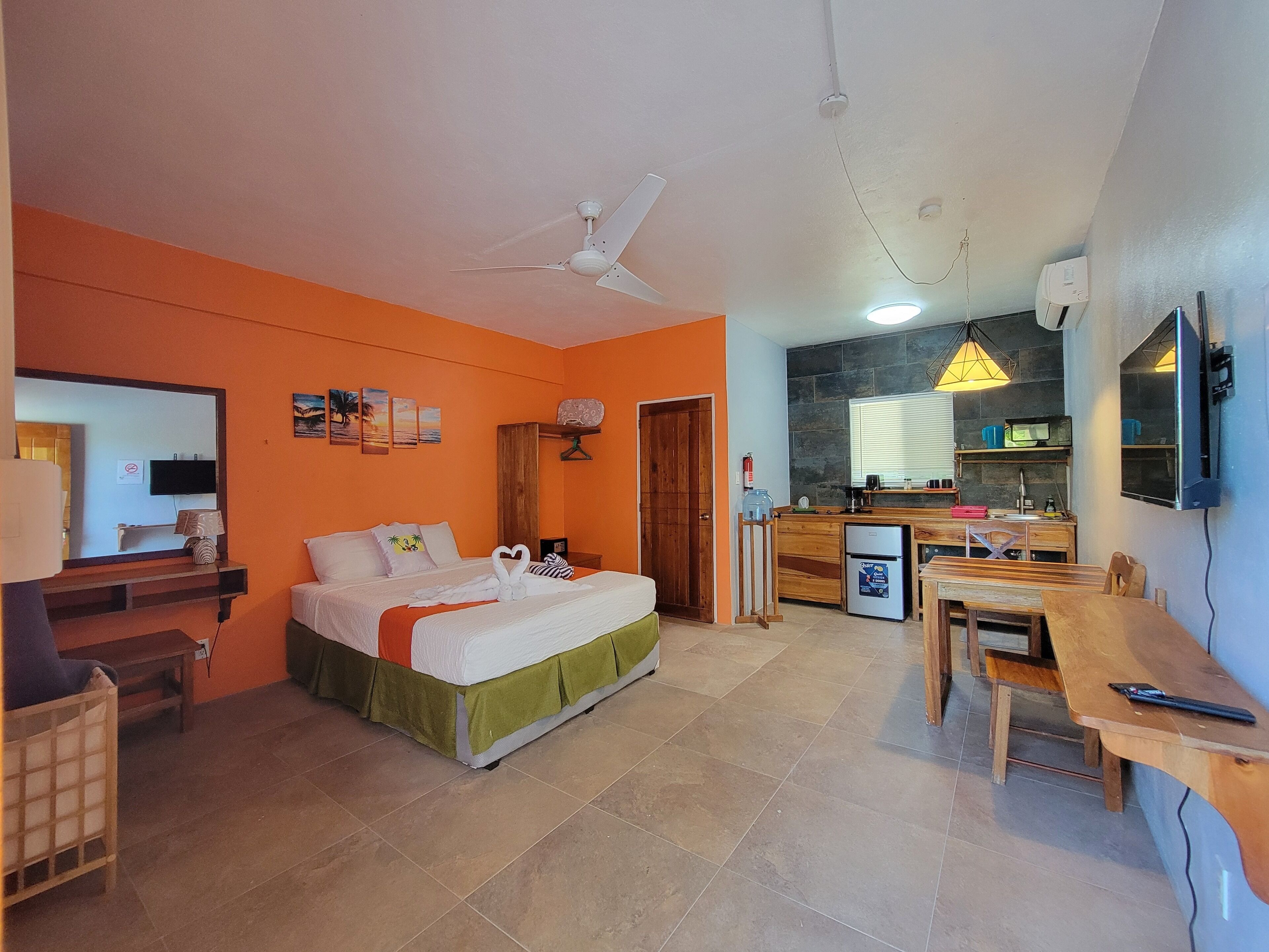 Premium bedding, down comforters, laptop workspace, free WiFi