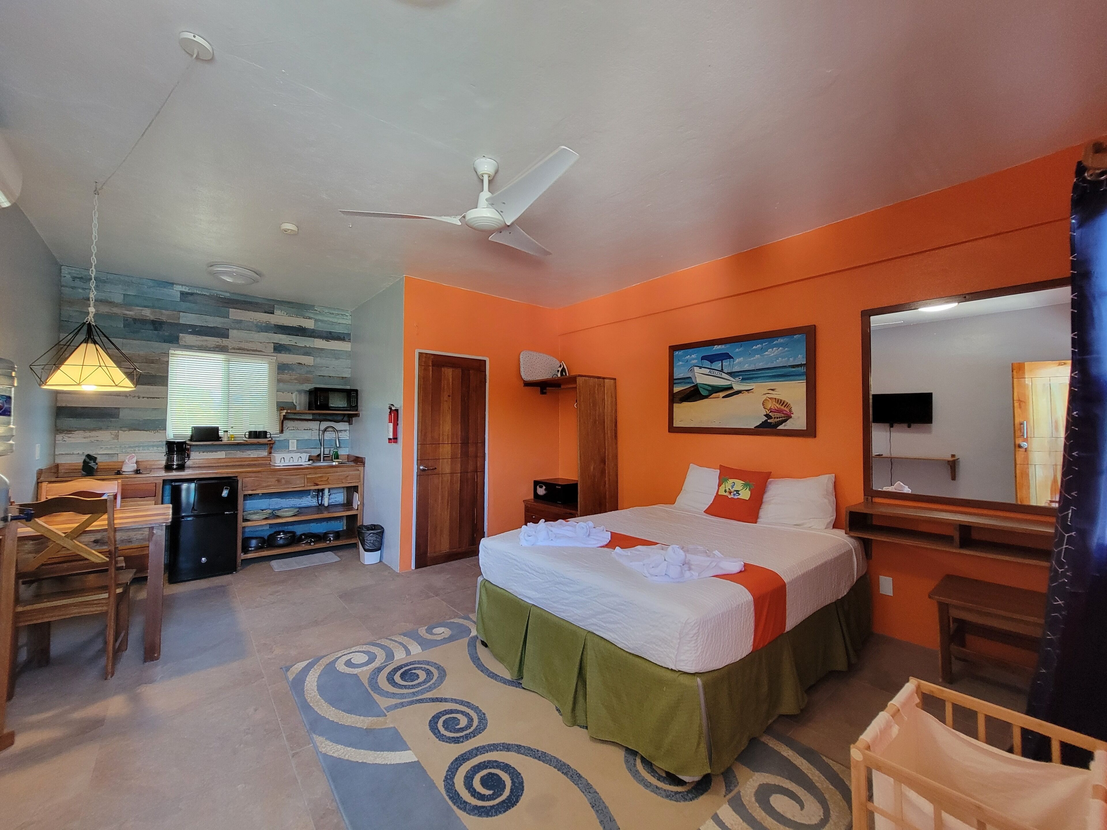 Premium bedding, down comforters, laptop workspace, free WiFi