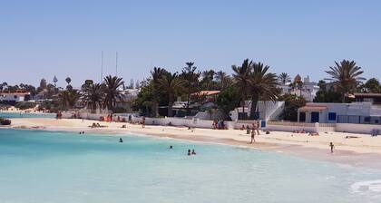 Villa With sea View and Pool