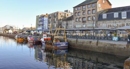 1 bedroom accommodation in Barbican, Plymouth