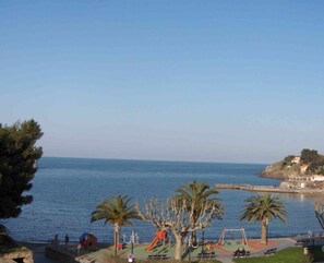 Vue sur la plage ou l’océan