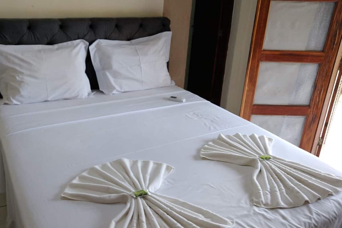 Double Room | Free WiFi, bed sheets