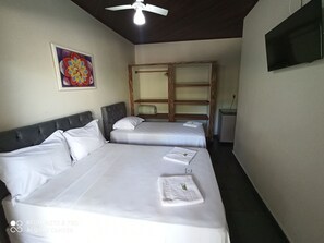 Free WiFi, bed sheets - Hotel Praia da Paixão (Prado)