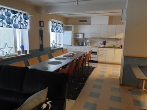 Shared fridge, microwave, griddle - Kurimon majatalo (Suomussalmi)
