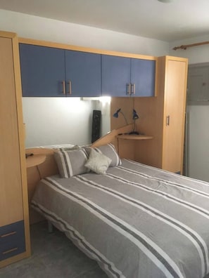 Apartment, 1 Bedroom, Balcony, City View | 1 bedroom, iron/ironing board, bed sheets - Puerto De Mogan Castillete 4 (Mogan)