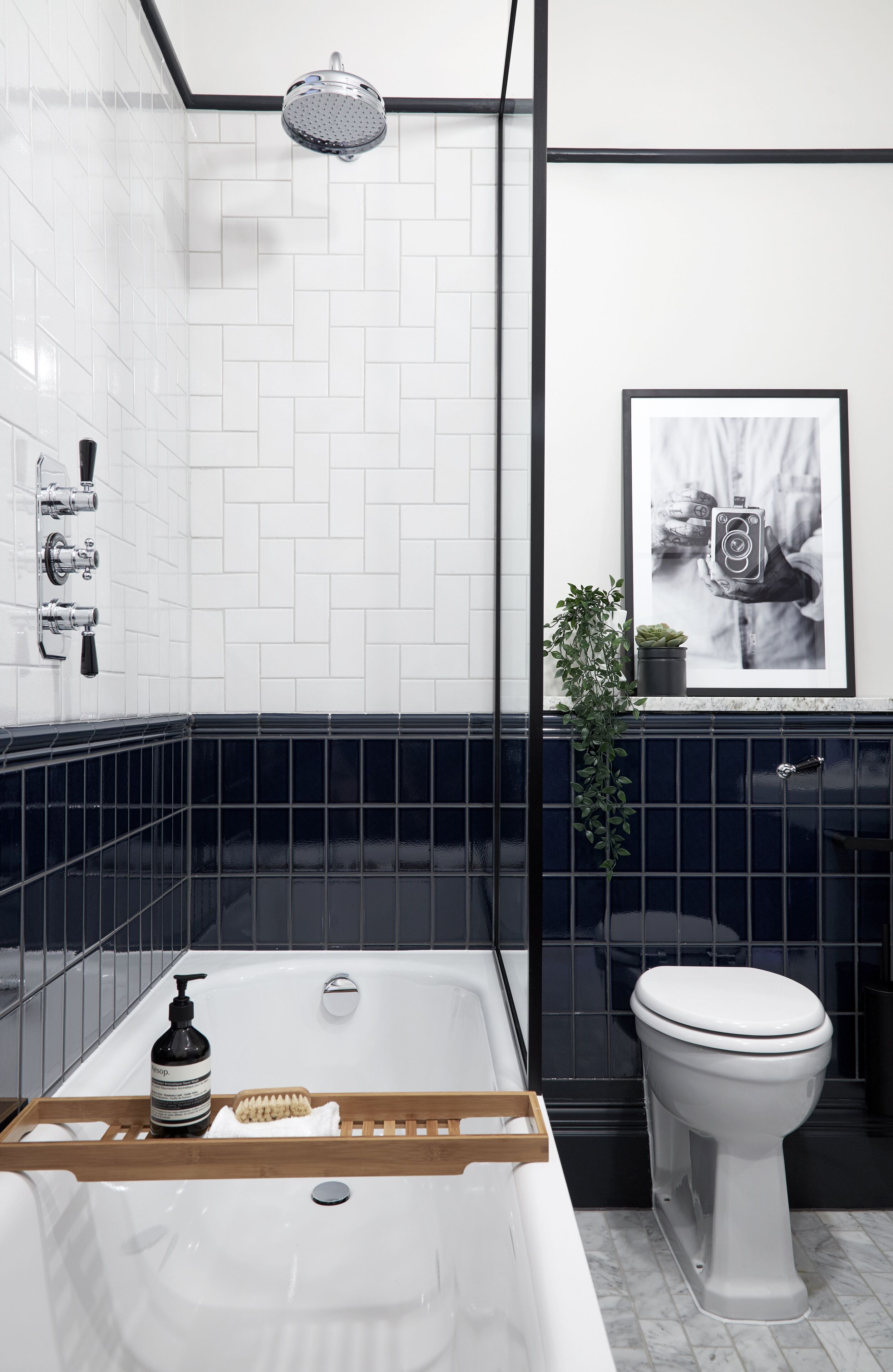 Studio – city, 1 queensize-seng, ikke-røyk, byutsikt | Bad | Dusj, dusjhode med hydromassaje, designertoalettartikler og hårføner