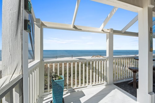 ALOHA HOUSE!  BEACHFRONT, DOG FRIENDLY,  CAPE SAN BLAS FLORIDA