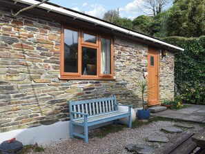 Exterior - 2 bedroom accommodation in Talland Bay, near West Looe (Talland Bay, near West Looe)
