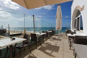 Daily buffet breakfast (EUR 10 per person)