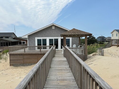 Oceanfront - Endless ocean views - Newly remodeled in 2019