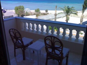 Superior kamer, 1 twee- of 2 eenpersoonsbedden | Een laptopwerkplek