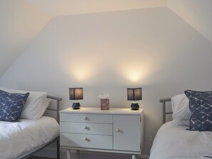 3 chambres, Wi-Fi gratuit, draps fournis