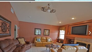 TV - Private paradise Naples (Naples)