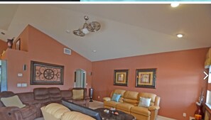 TV - Private paradise Naples (Naples)