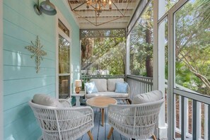 Property grounds - Making Memories- Spacious Retreat with 4 Bikes (Santa Rosa Beach)