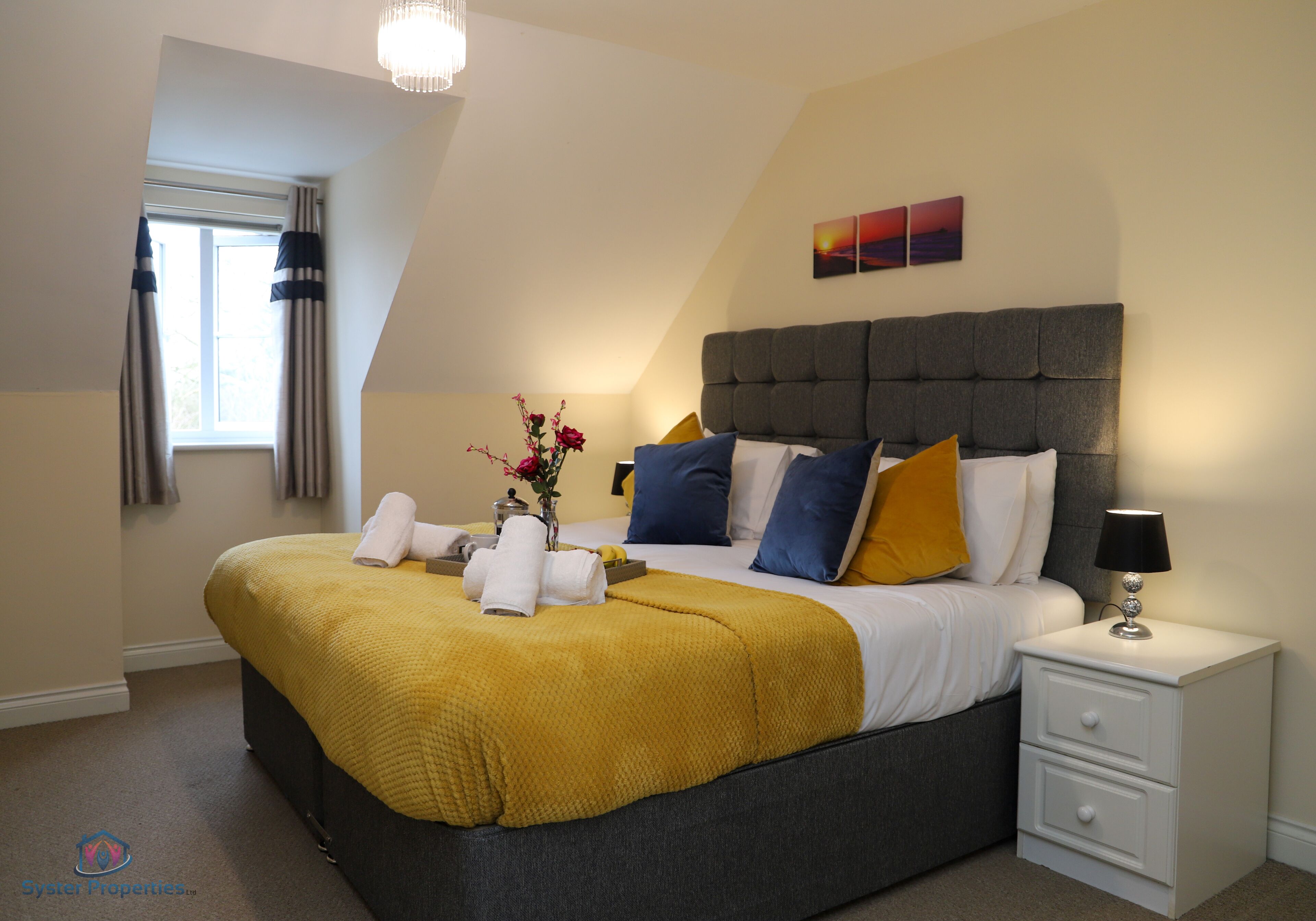 Classic House | 3 bedrooms, memory foam beds, individually decorated