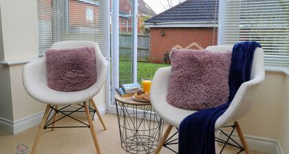 Astley House 3 bed spacious home