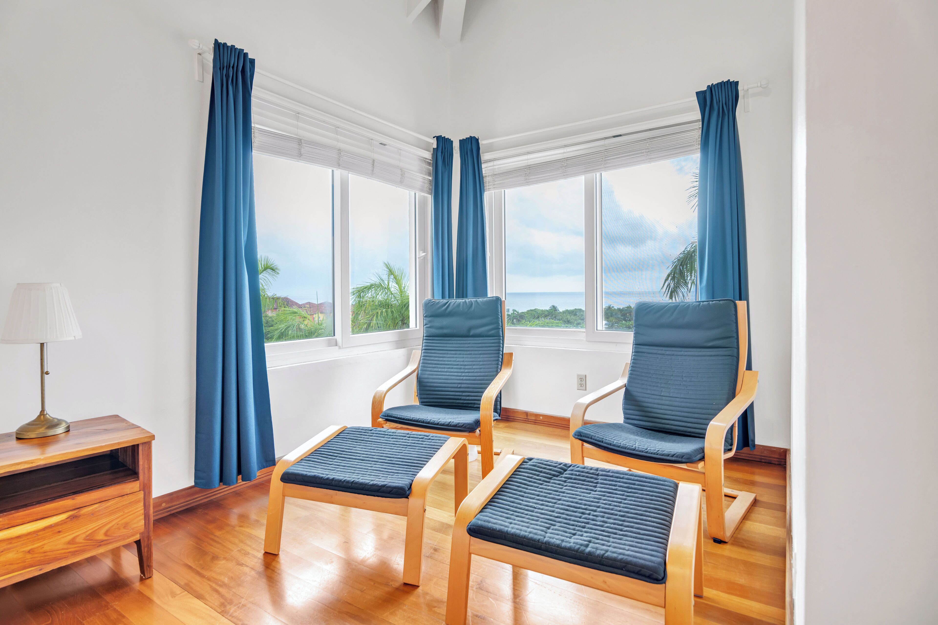 พาโนรามิกเพนท์เฮาส์ (PH 1) | เตียงเมมโมรีโฟม, มินิบาร์, ตู้นิรภัยในห้องพัก