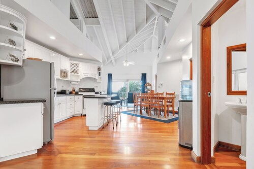 Sea Vue Luxury Vacation Condominiums