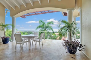 Panoramic-Penthouse (PH 1) | Betten mit Memory-Foam-Matratzen, Minibar, Zimmersafe