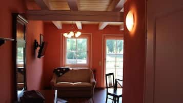 Standardrum - 1 sovrum - icke-rökare - utsikt mot parken | Vardagsrum | Platt-tv