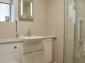Towels - 3 bedroom accommodation in Topsham (Topsham)